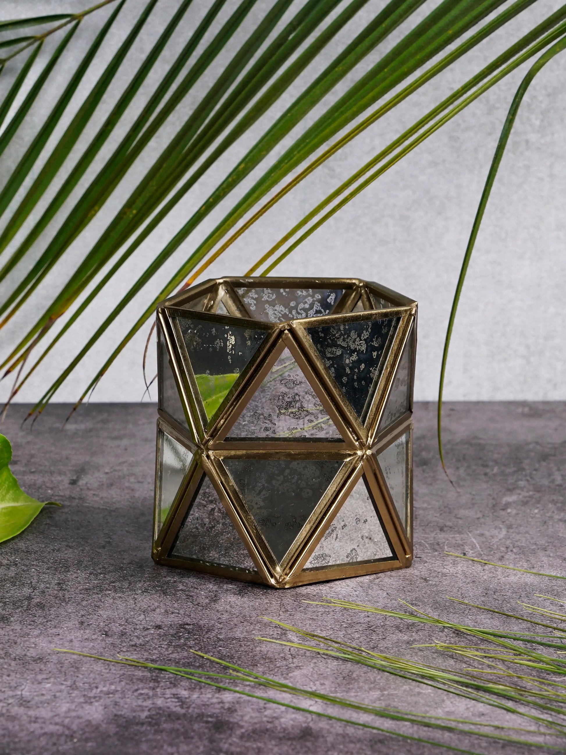 Diamond Tealight Candle Holder Antique - ILLUMEA - ILLUMEATea light