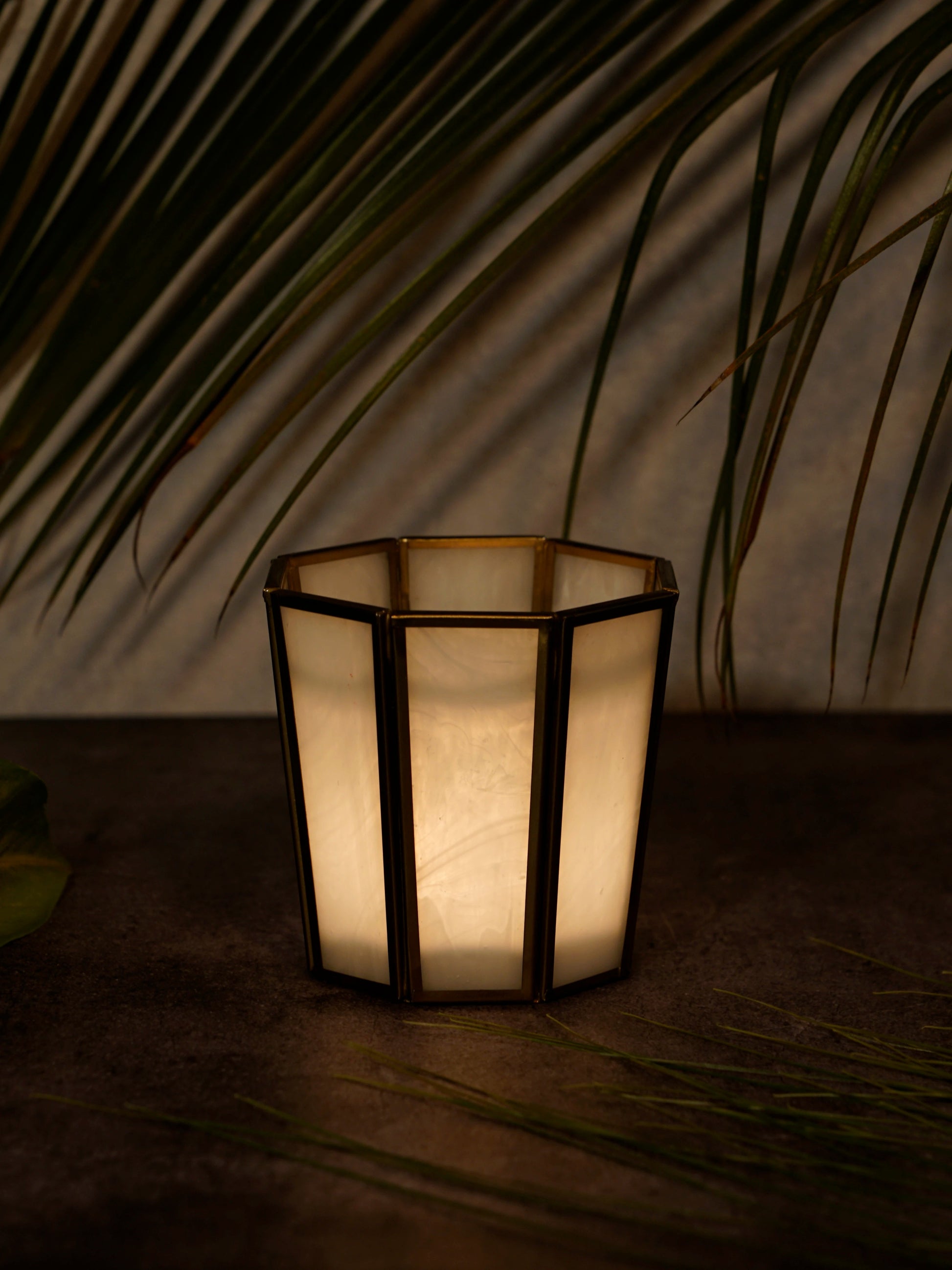 Hexa Linaurea Tealight Candle Holder White - Small