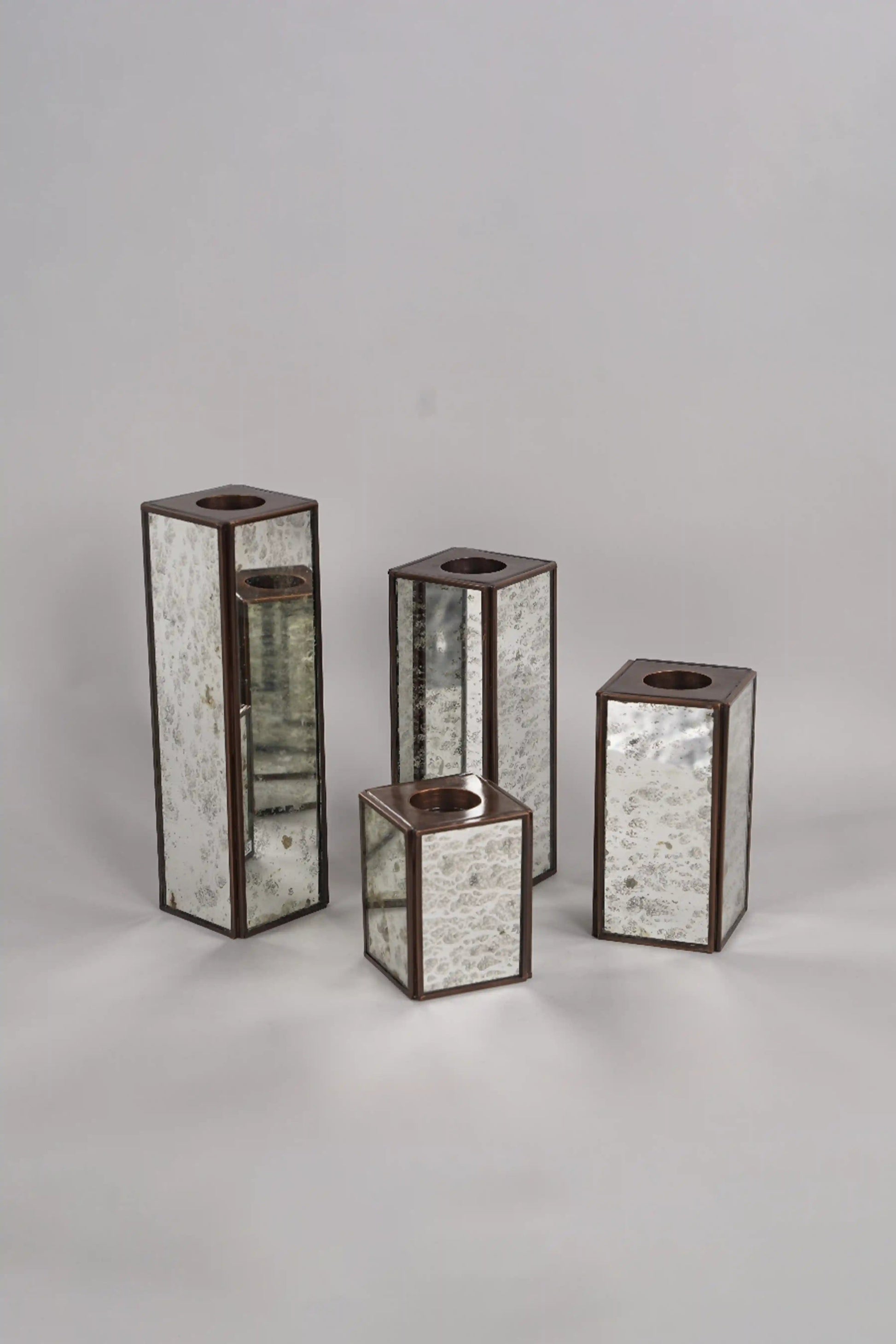 Square Candle Holder Set of 4 With Silver Antique Glass - ILLUMEATea light