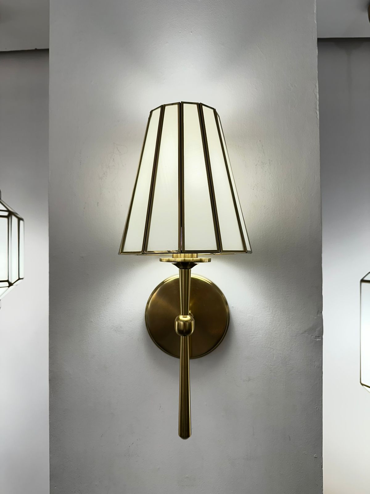 Taper Strip Wall Lamp
